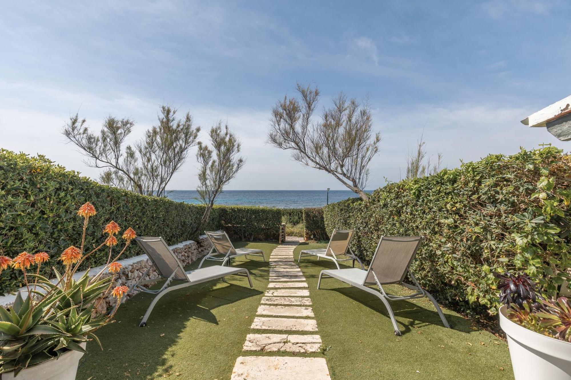 Casa Binimares Holiday home Biniancolla